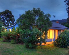 Cijela kuća/apartman Castaway Cottage- Idyllic Beachside Cottage, Dover (Dover, Australija)