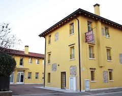 Khách sạn Hotel C25 (Treviso, Ý)