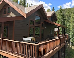 Toàn bộ căn nhà/căn hộ Mt. Evans Cabin With 150 Acres, Stream, Amazing Views, Skiing, A True Getaway (Idaho Springs, Hoa Kỳ)