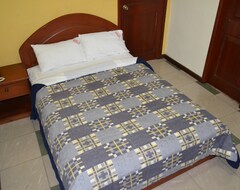 Hotel Hostal Madrid (Machala, Ecuador)