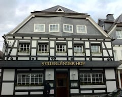 Hotel Sauerländer Hof (Hallenberg, Germania)