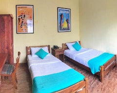 Otel Yes Paradise (Kandy, Sirilanka)