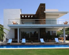 Toàn bộ căn nhà/căn hộ Stunning, Secluded, Large, Modernist Villa, 70m From Fabulous Beaches (Conil de la Frontera, Tây Ban Nha)