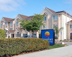 Khách sạn Comfort Inn & Suites Salinas (Salinas, Hoa Kỳ)