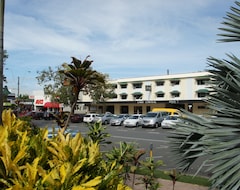 Hotel Lake Central Cairns (Cairns, Australia)