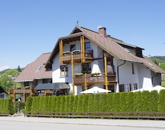 Khách sạn Hotel Schöneck Garni (Schluchsee, Đức)