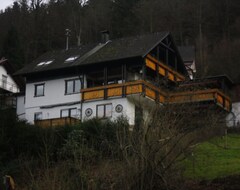 Toàn bộ căn nhà/căn hộ Kleine Gem.ferienwohnung ,im Tal Liegend,mit Terasse ,grill Und Raucherecke (Bad Wildbad, Đức)