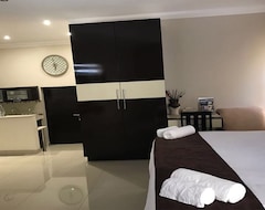 Toàn bộ căn nhà/căn hộ Family Twin Inter-Leading Suite (Randburg, Nam Phi)