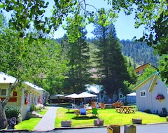 Khách sạn Lake Front Cabins (June Lake, Hoa Kỳ)
