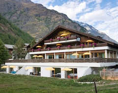 Hotelli Premium Apartments @ Monte Rosa (Täsch, Sveitsi)