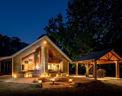 Toàn bộ căn nhà/căn hộ Red Earth Lodge - secluded bushland setting (Porepunkah, Úc)