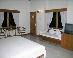 Hotel Kuta Lagoon Resort and Pool Villas (Legian, Indonesia)