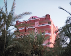 Hotel Bedouin Castle (Al Bawiti, Egypt)