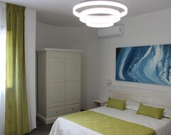 Hotel Damavi Suite (Melendugno, Italy)
