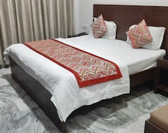 Hotel SKD (Vrindavan, India)