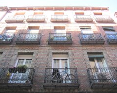 Hotel Family Apartment Gobernador (Madrid, Spain)