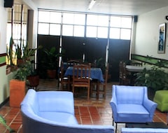 Otel Piedecuesta (Piedecuesta, Kolombiya)