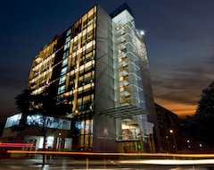 Otel Best Western Premier Marina Las Condes (Santiago, Şili)