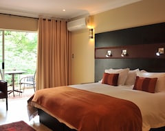 Khách sạn Safari Hotel & Convention Centre (Rustenburg, Nam Phi)