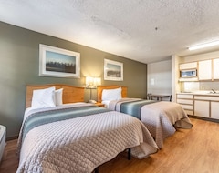 Otel Hometowne Studios By Red Roof Dallas - North Addison - Tollway (Addison, ABD)