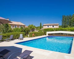 Bed & Breakfast chambres d hotes Le Mas Julien piscine chauffee adult only (Orange, Francia)