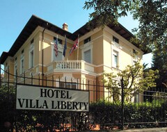 Hotelli La Villa di STR (Siena, Italia)