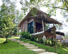 Khách sạn Nature Hill (Trang, Thái Lan)