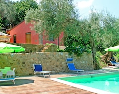 Hotelli Farm Holidays With Pool In Sicily, Among The Nebrodis Park And Close To The Sea (Mirto, Italia)