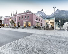Khách sạn Badehotel Belvair (Scuol, Thụy Sỹ)