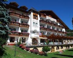 Charme Hotel Nevada (Molveno, Italy)
