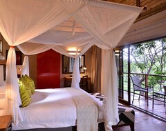 Hotel Victoria Falls Safari Suites (Victoria Falls, Zimbabwe)