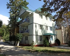 Otel At Do Altyn - Kum (Cholpon-Ata, Kırgızistan)
