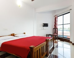 Hotel SPOT ON 49316 Cherai Residency (Kochi, India)