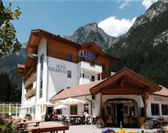 Khách sạn Hotel Bergkristall (Brenner, Ý)