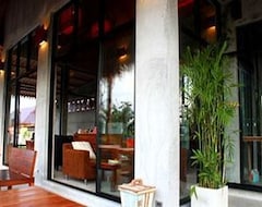 Otel Chalicha Resort (Chumphon, Tayland)