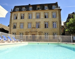 Hotel Château Ricard (Saint-Geniez-d'Olt, France)