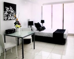 Căn hộ có phục vụ Fiori Apartments (Parramatta, Úc)