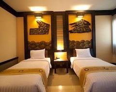 Khách sạn Ruean Phae Royal Park Hotel (Phitsanulok, Thái Lan)