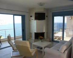 Apart Otel Xenia Residence & Suites (Mantoudi, Yunanistan)
