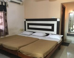 Hotel Iroomz Amrutha Residency (Hosapete, Indija)