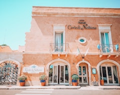 Hotelli Corte di Nettuno - CDSHotels (Otranto, Italia)