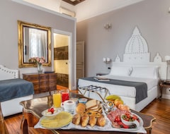 Hotel I Tre Moschettieri - Luxury Guest House (Rome, Italy)