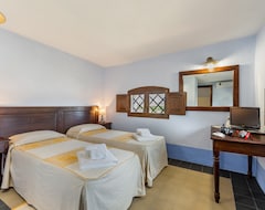 Hotel Castello Malicas (Galtellì, Italy)