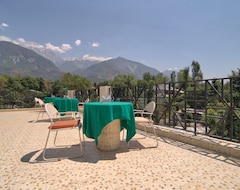 Hotel Green Woods (Dharamsala, India)