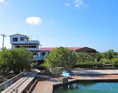 Khách sạn Coral View Beach Resort (Útila, Honduras)