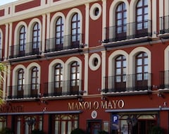 Hotel Manolo Mayo (Los Palacios y Villafranca, İspanya)