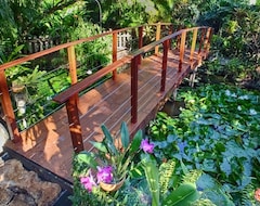 Tüm Ev/Apart Daire Cozy cottage in a garden with dense tropical vegetation (Pointe Noire, Antilles Française)