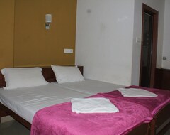Otel Italia Tourist Home (Thekkady, Hindistan)