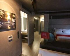 Khách sạn Plus Suite (Athens, Hy Lạp)