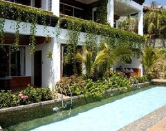 Hotel Mom Tri's Villa Royale (Kata Noi Beach, Thailand)